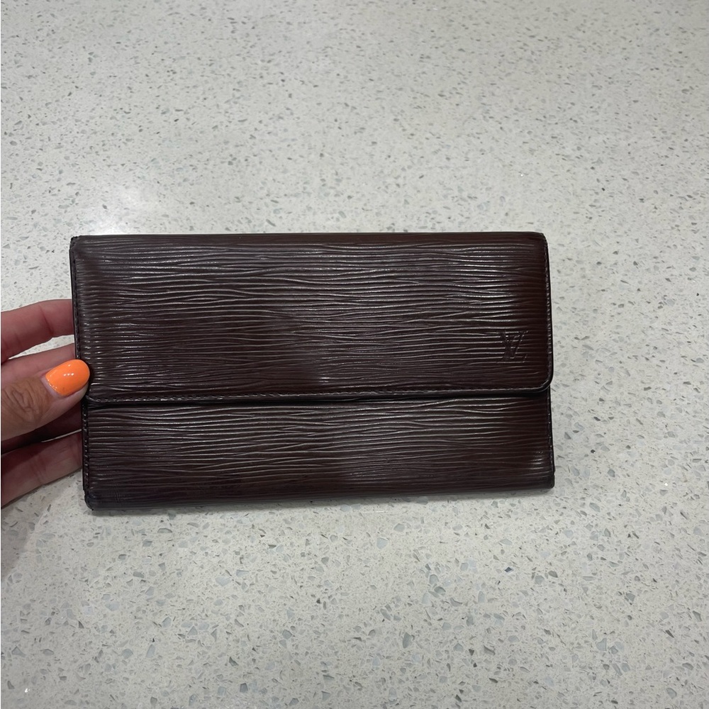 Louis Vuitton Epi Portefeuille Sarah Long Wallet (EC)
